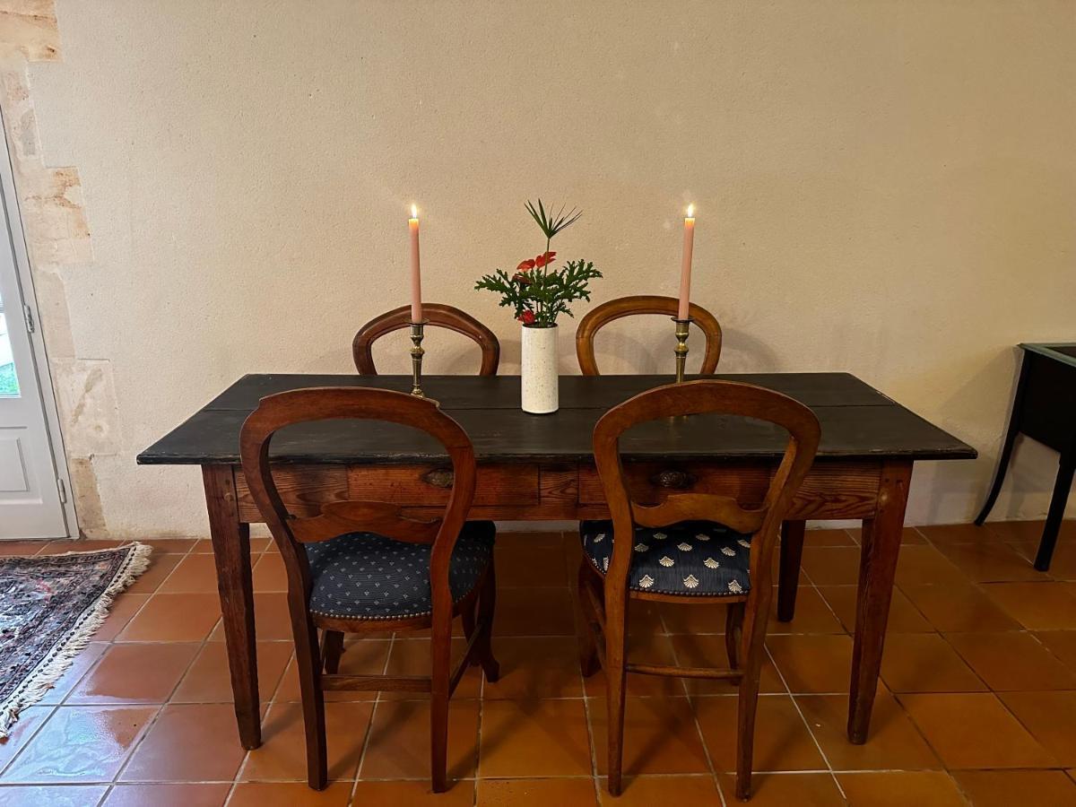 הוילה Maurens  The Snug House מראה חיצוני תמונה