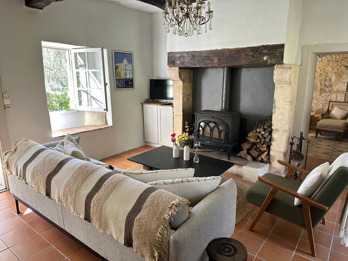 הוילה Maurens  The Snug House מראה חיצוני תמונה