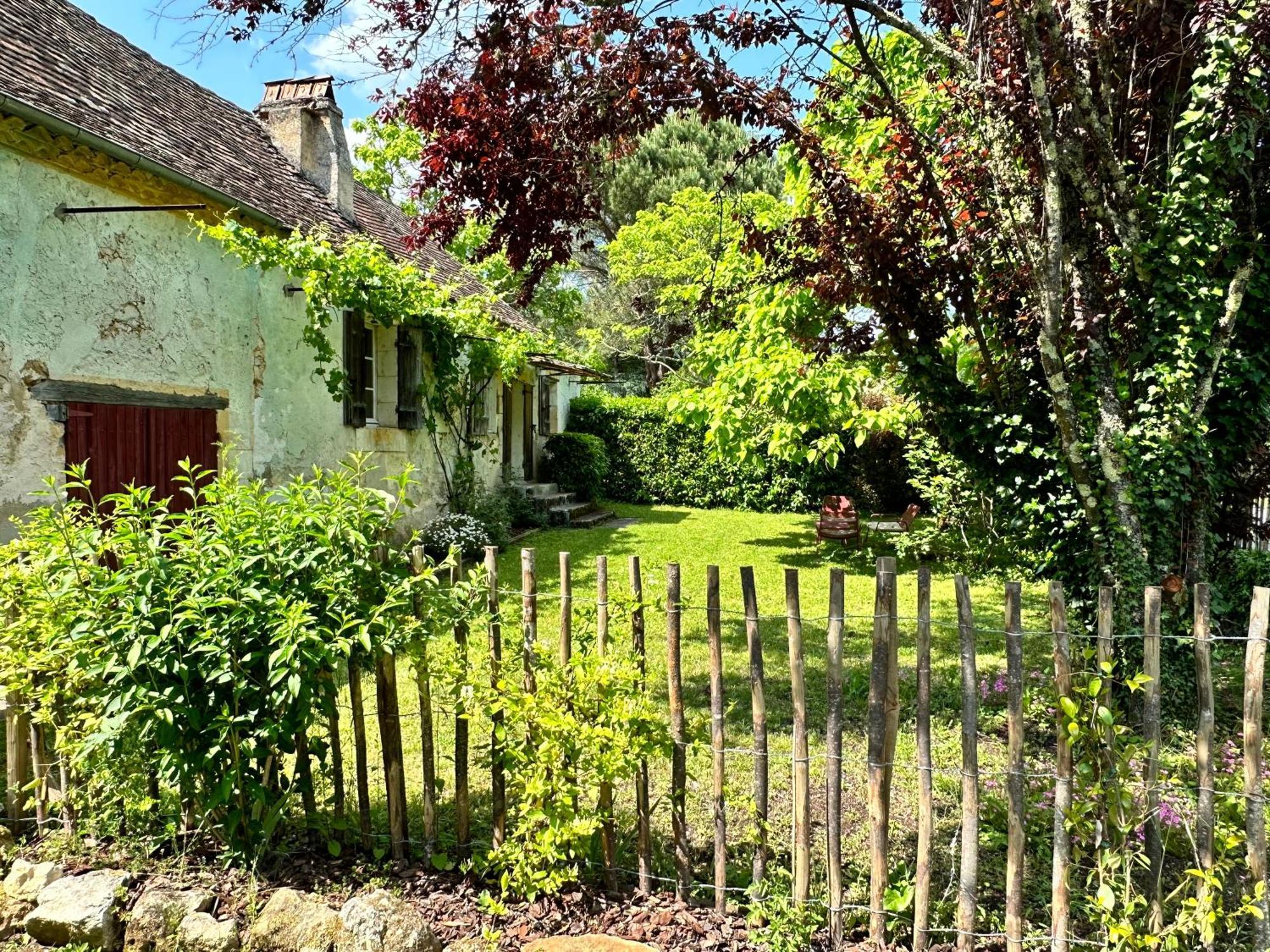 הוילה Maurens  The Snug House מראה חיצוני תמונה