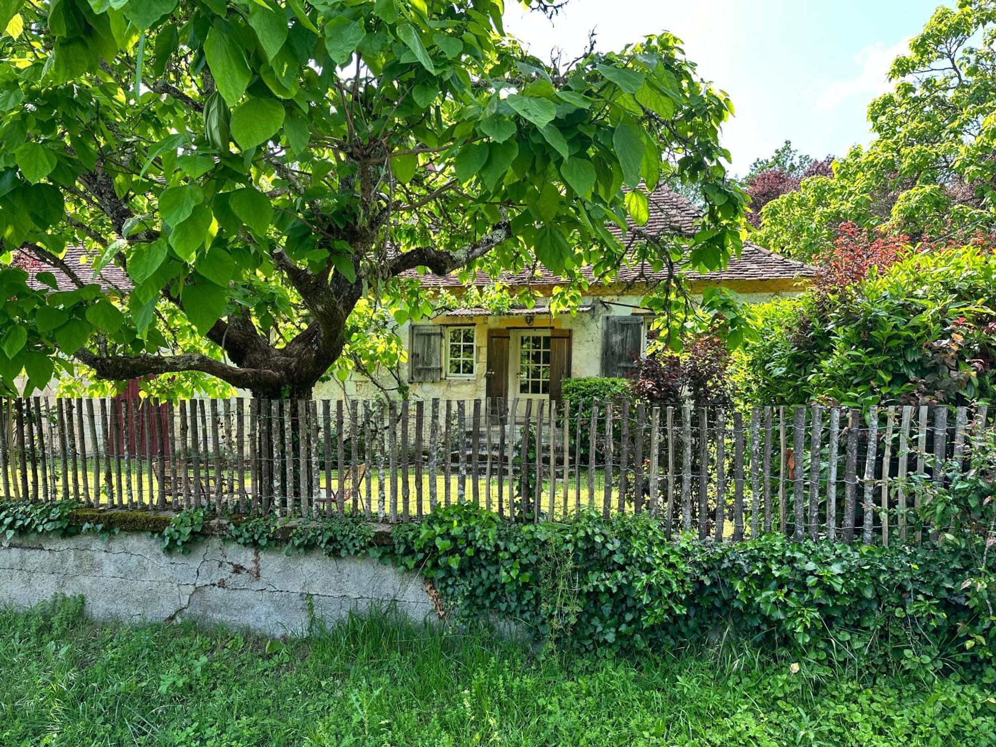 הוילה Maurens  The Snug House מראה חיצוני תמונה